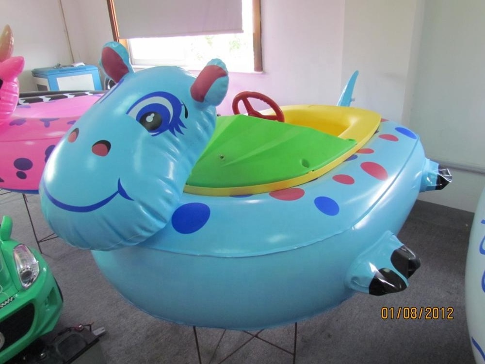 Amusement rides hippo aqua bumper boat,electric ride on toy boat motor,battery powered toy boat for sale