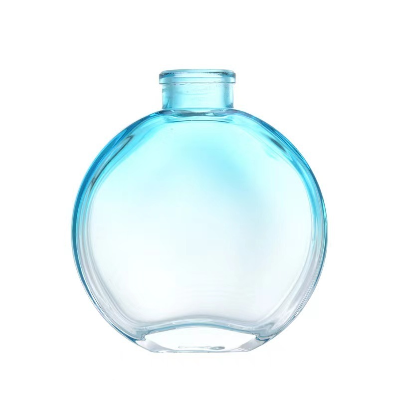 Hot Selling 100ml Aromatherapy Glass Bottle Empty Perfume Bottles For Sale   frosted glass car diffuser bottle car diffuser