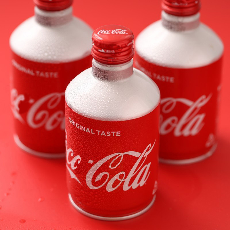 Japan Imported Original Coca Drinks 300ML Cola Collection Edition Bottled Cola Carbonated Soft Drink Wholesale Beverage