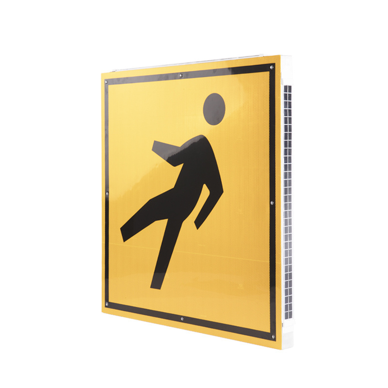 Running paths Yellow Street Signs Illuminated Flashing Pedestrian Sign