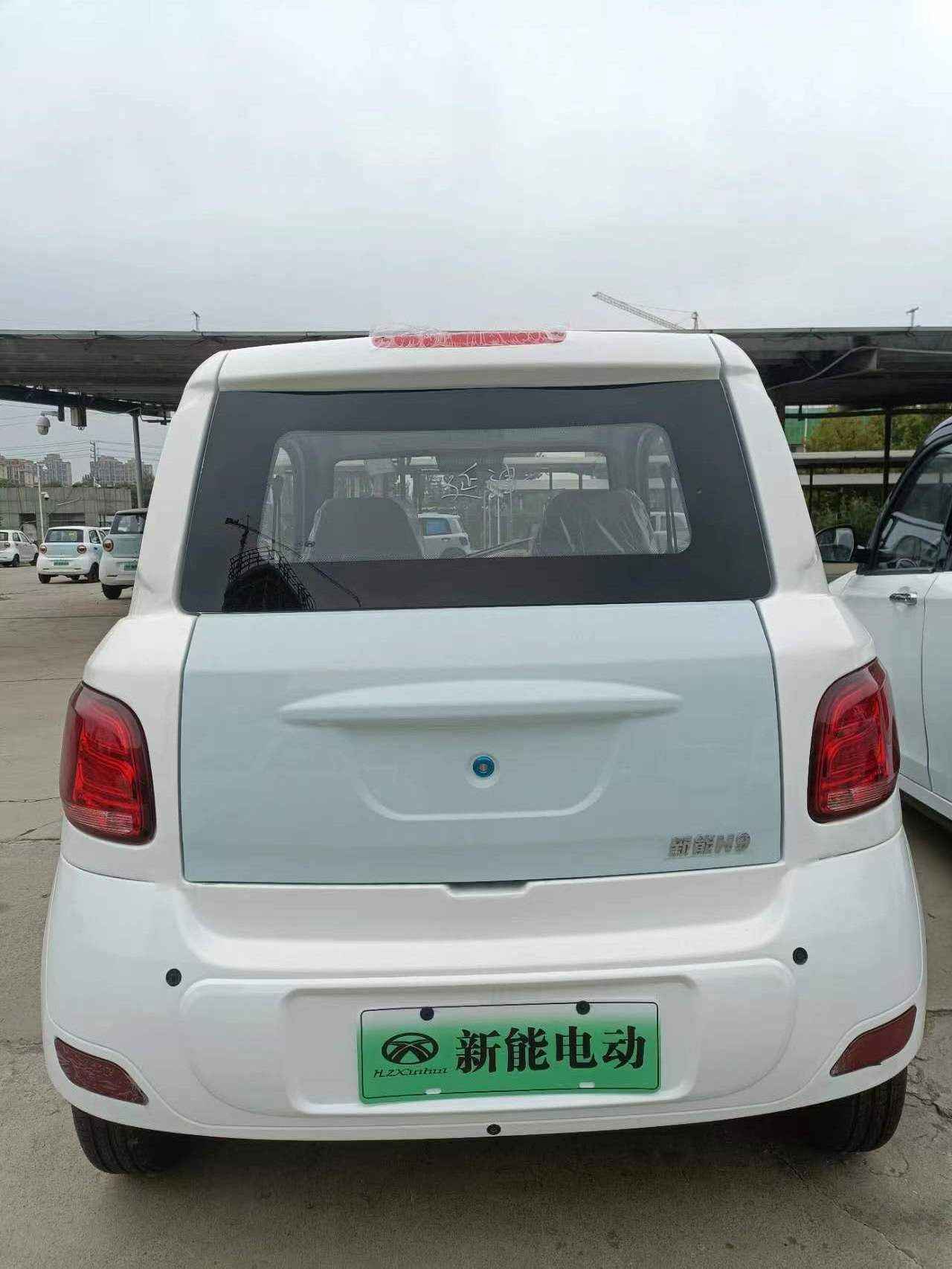 2023 Hot Sell Factory supplier mini ev Chinese electric car mini cars electric4seats adults mini Three wheel electric cars