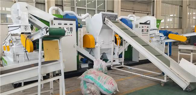 Best selling Cable Copper Granulator Machine / Scrap Copper separator recycling machine / Scrap Copper Wire Recycling Machine