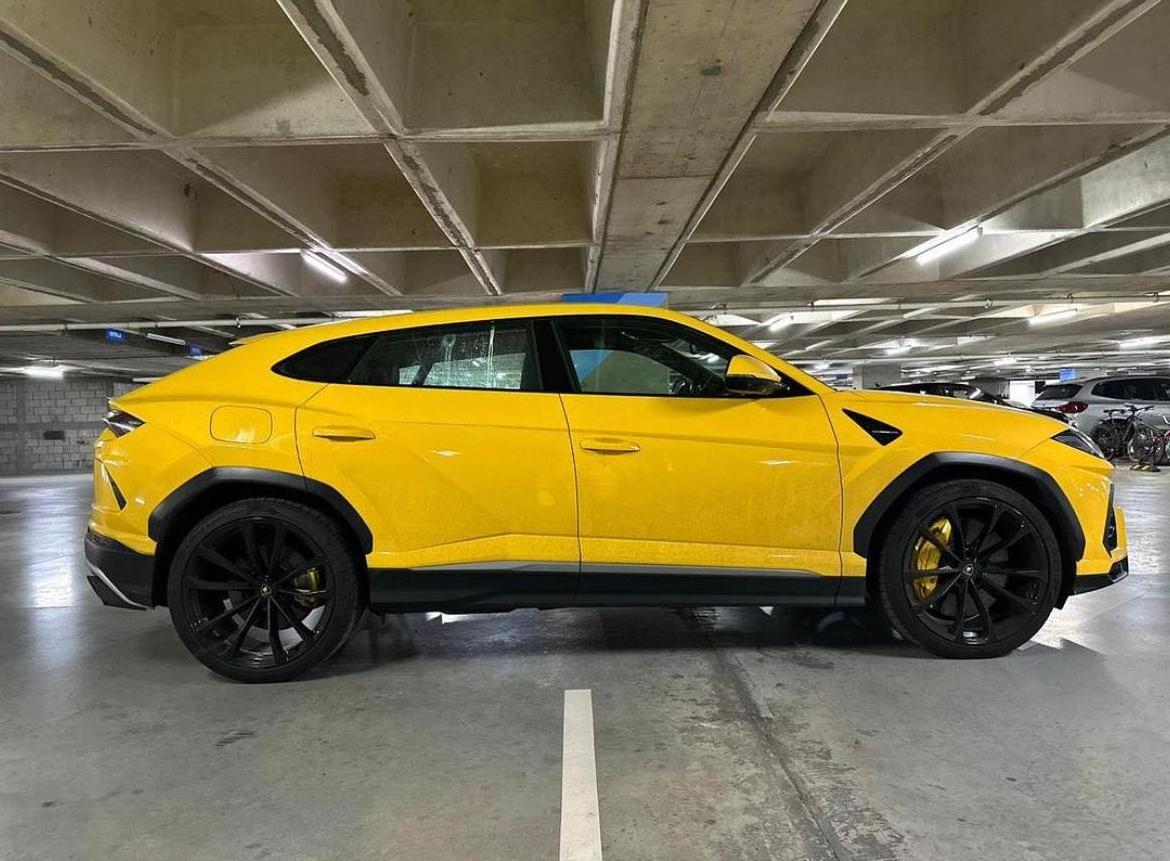 Fairly USED Lamborghini Urus Performante AWD 4dr SUV left hand drive and right hand drive Cheap Cars for sale