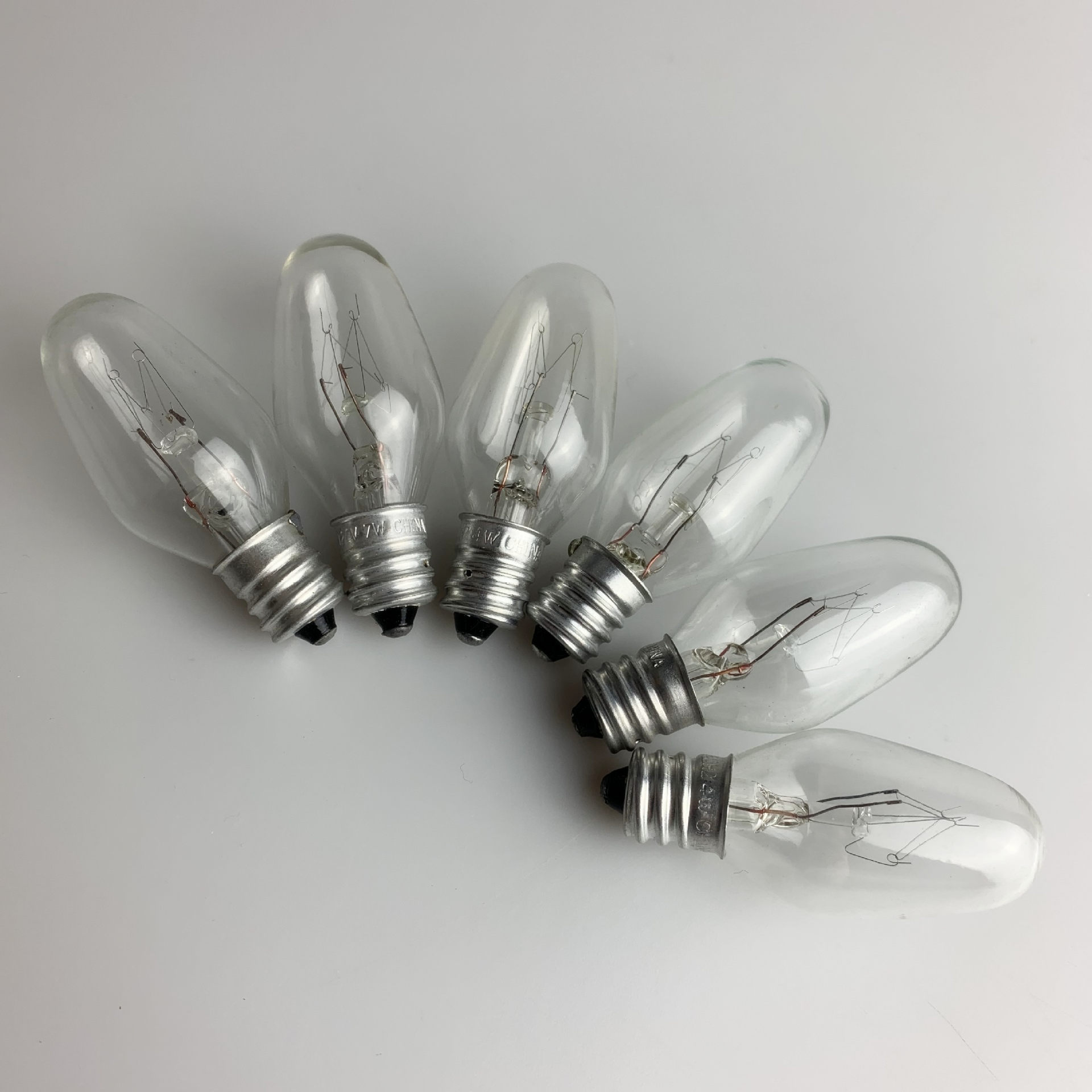 7 Watt C7 Night Light Replacement Bulb Long Life 130 Volt Clear Glass E12 Candelabra Base Candle Incandescent Light Bulb 25 Pack