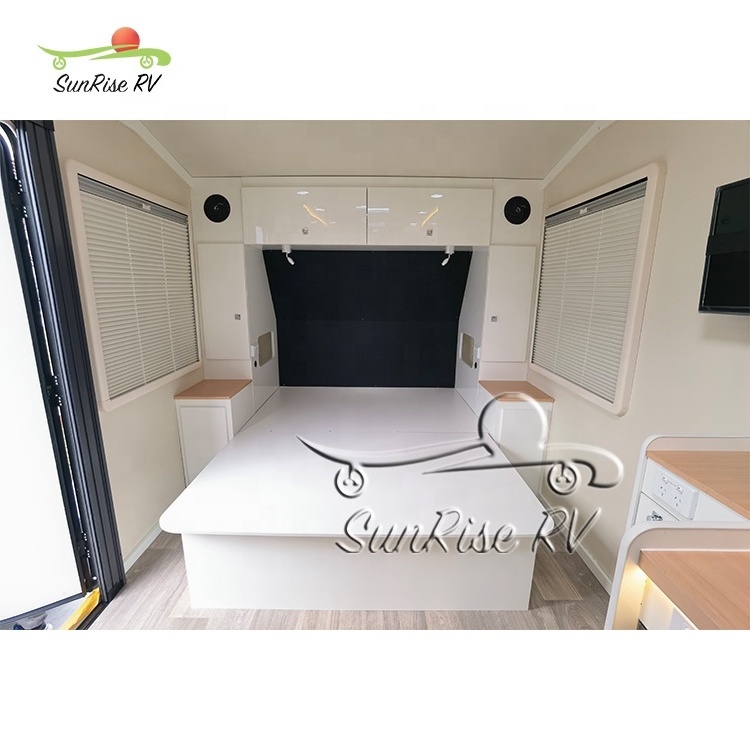 Sunrise Rv Customized Luxury Family Caravan Off-road Camper RV with Triple Bunk travel trailer with separate bathroom and shower