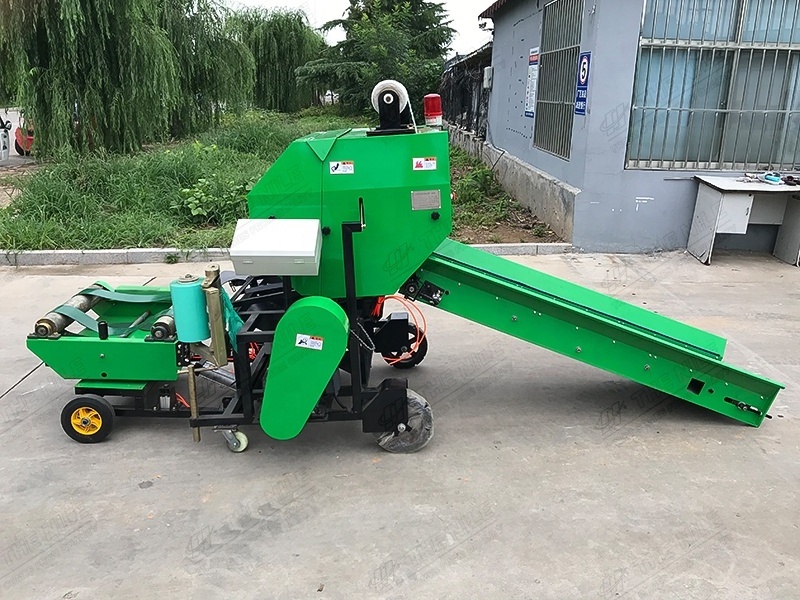 China 20HP diesel engine self propelled hay alfalfa wheat straw corn stalk baler