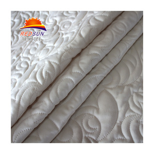 Free Sample 100% Polyester Knitted Velvet Square Pattern Double Sided Custom Ultrasonic Quilted Fabric