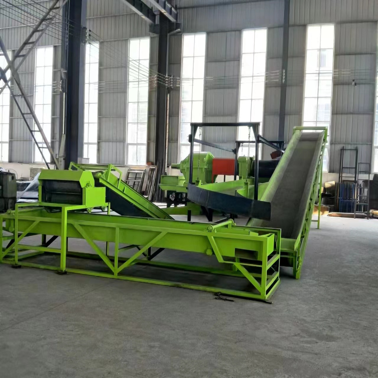 Truck tire cutter machine  ce certified waste tire recycling mechanism to make rubber block cutting machine