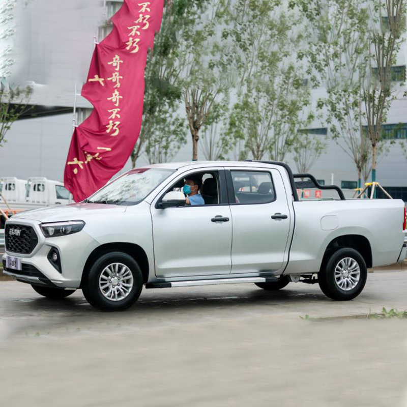 Brand New Chinese Brand 4*2  2WD Gasoline Pickup Truck