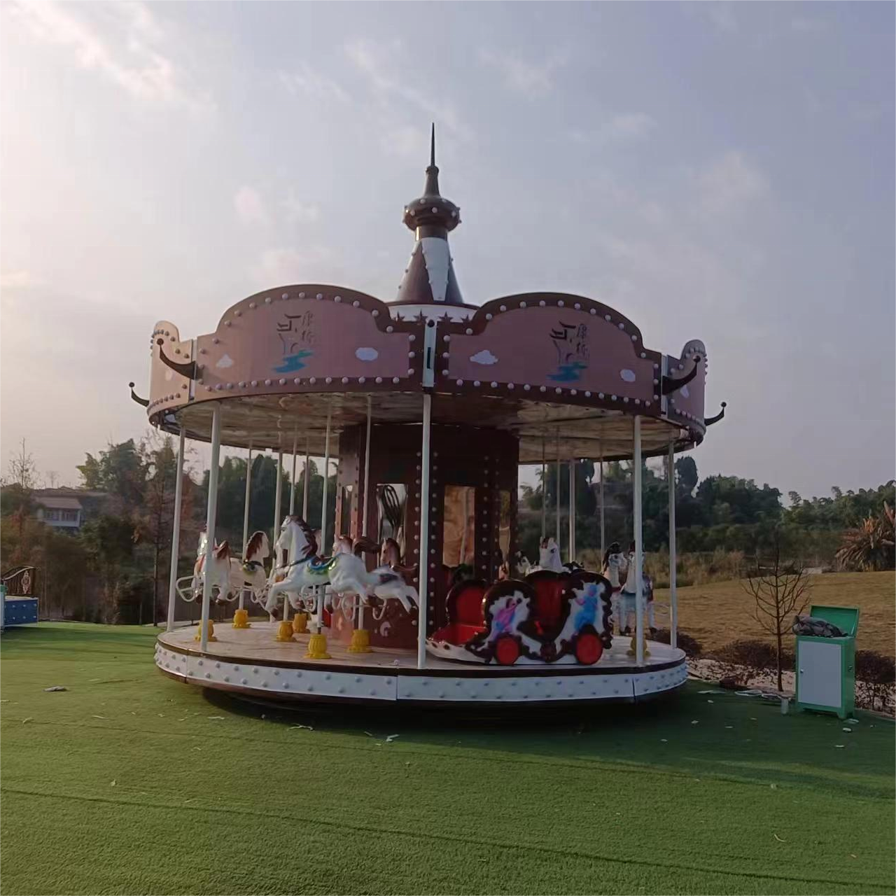 Hot Sale Trailer Carousel Ride For Kids Amusement Park Large Carousel Horse Playground Outdoor Merry Go Round For Sale