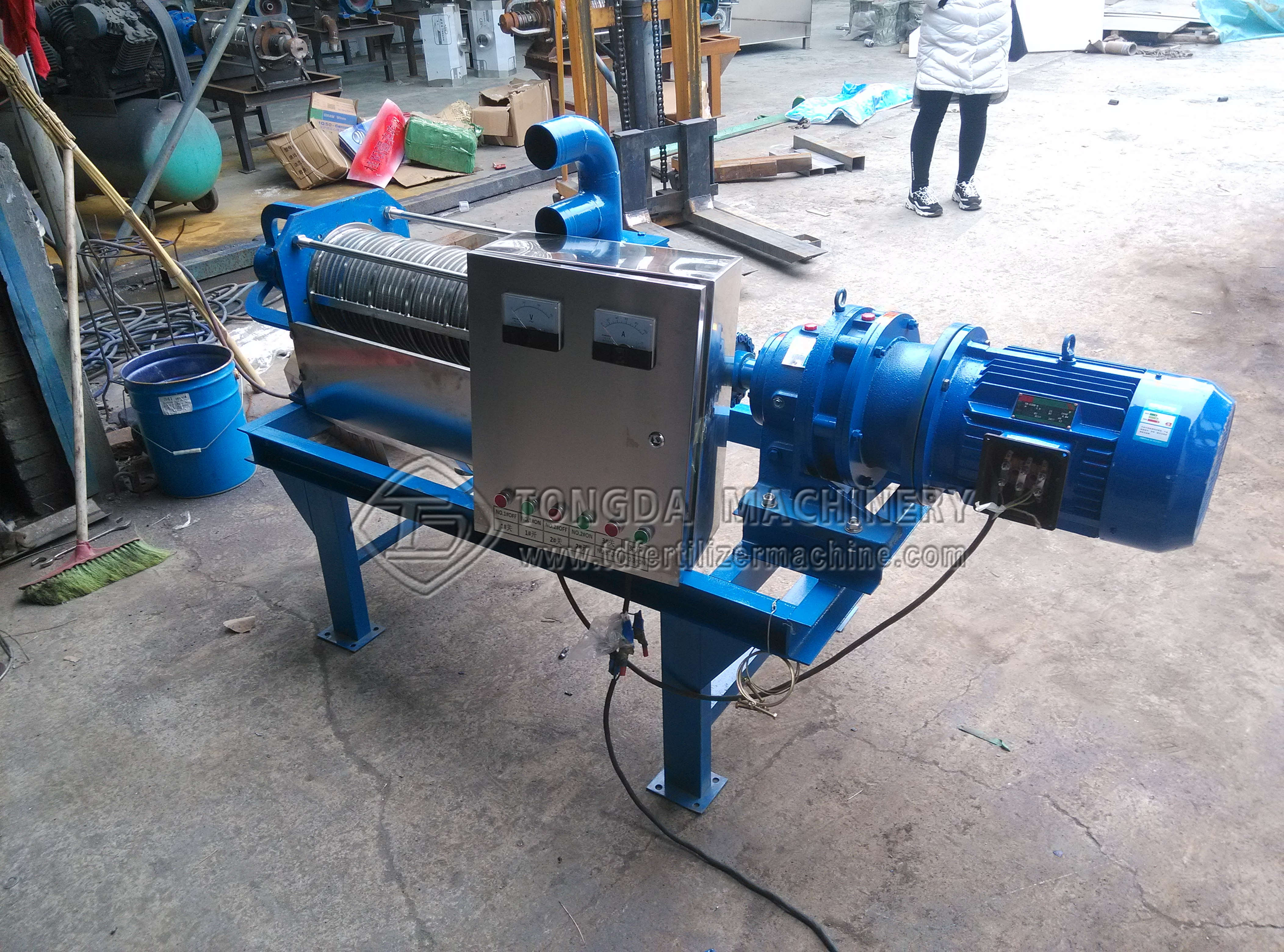 chicken manure dehydrator/sewage sludge fertilizer making machine/water separator machine