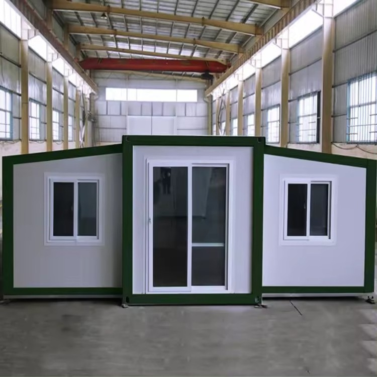 Prefabricated 20Ft 40Ft Expandable Prefabricated Container Living House Shipping foldable mobile Prefab Tiny Home made in china