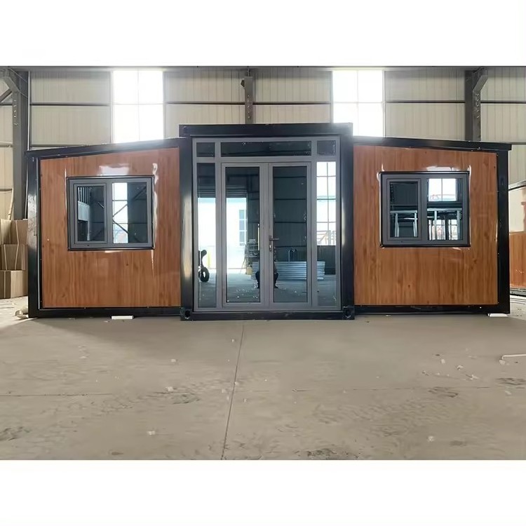 Prefabricated 20Ft 40Ft Expandable Prefabricated Container Living House Shipping foldable mobile Prefab Tiny Home made in china