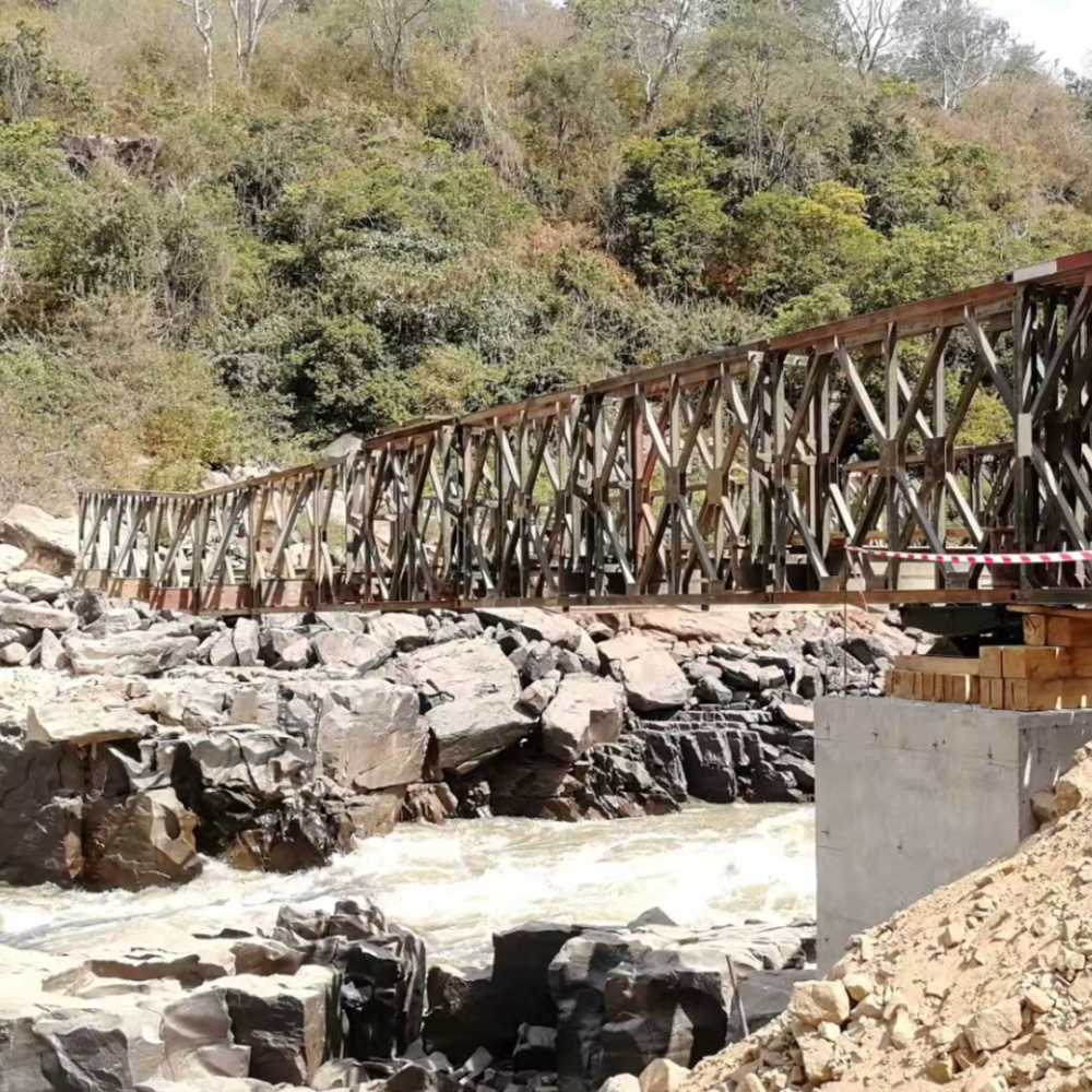 Disaster Relief Fast Built Portable Steel Structure Truss Bridge for Vehicles Passing