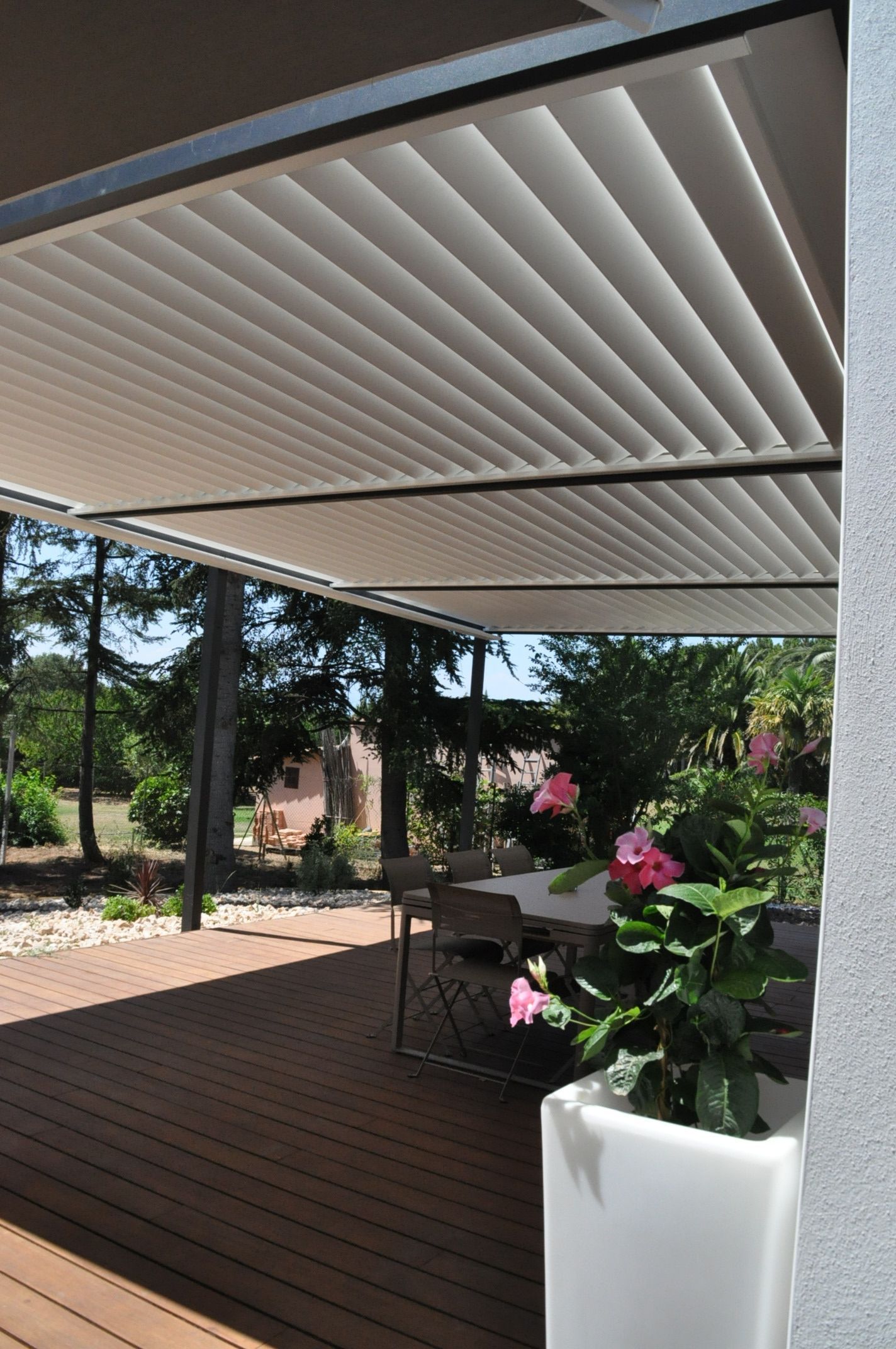 TOMA Custom Design DIY Motorized Patio Cover Aluminum Freestanding Louvre Shade Pergola Garden Gazebo with LED Lights