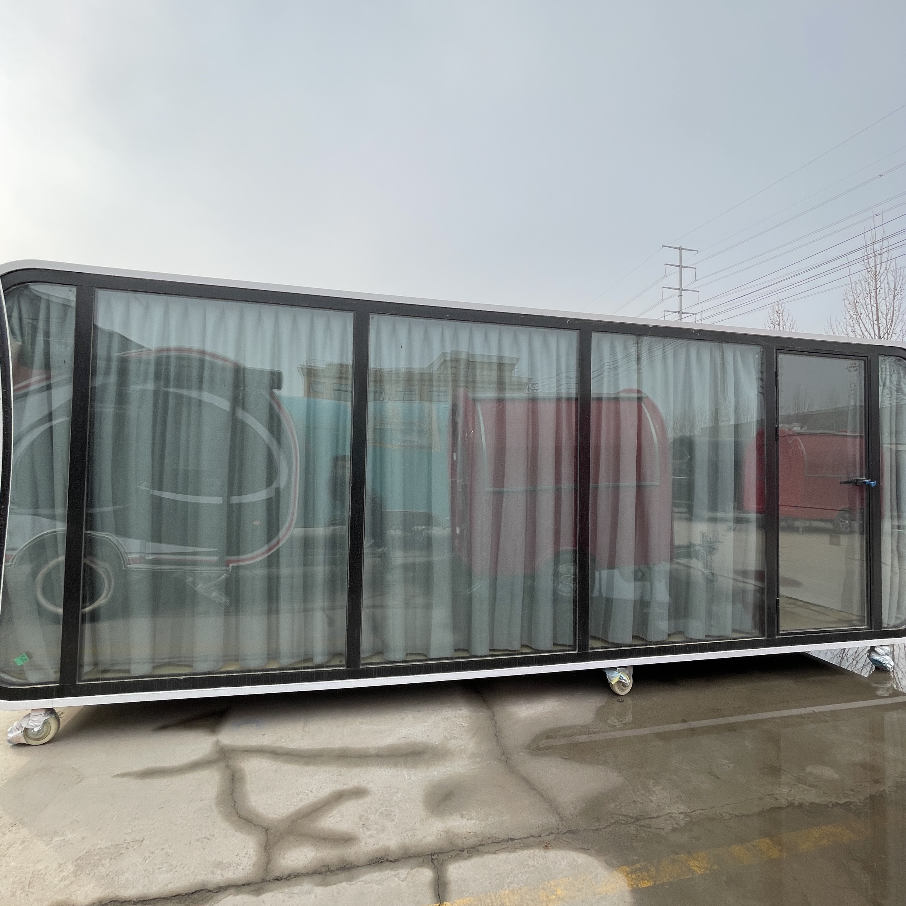 China Customized 20 40ft Luxury Prefabricated Container Houses Modern Expandable Mobile Prefab Homes For Sale