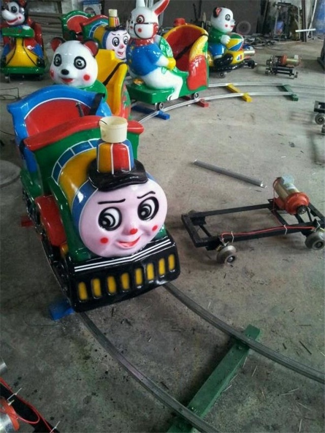 Amusement Park Rides Indoor thomas train track ride