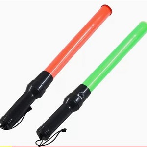 Waterproof Rechargeable Led traffic Signal Baton Red Flashing light Led Traffic baton 54cm durable green red LED traffic wand