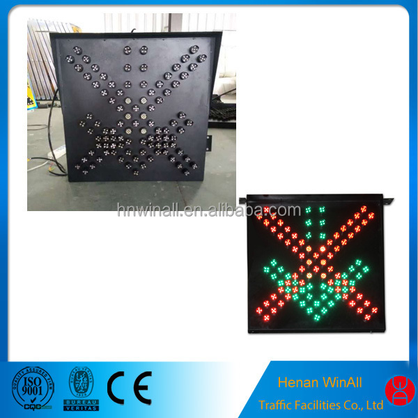 Green Arrow Red Cross flashing warning LED traffic light