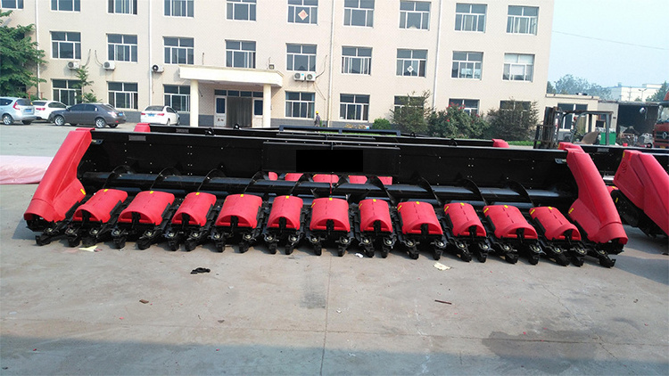 propelled cereal corn wheat barley oat rice paddy maize seed reap harvest combine harvester