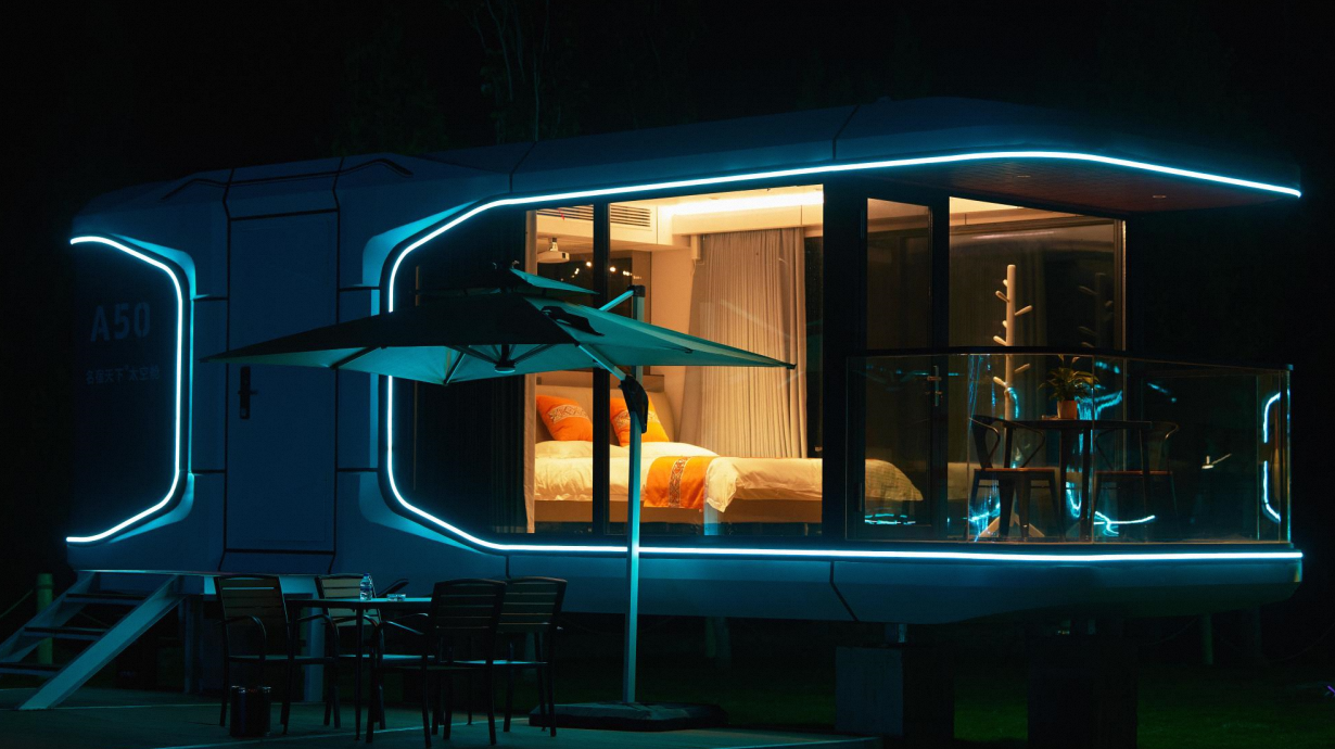 Standard modern camping pod space Prefabricated portable mobile capsule ...