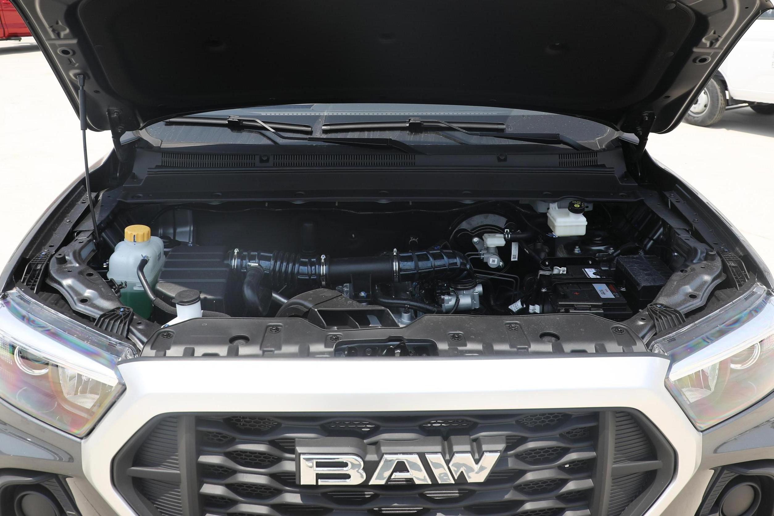 Wholesale Private Label BAIC BAW 2.0L 144 horsepower L4 5th gear manual pickup car With Wholesale high quality