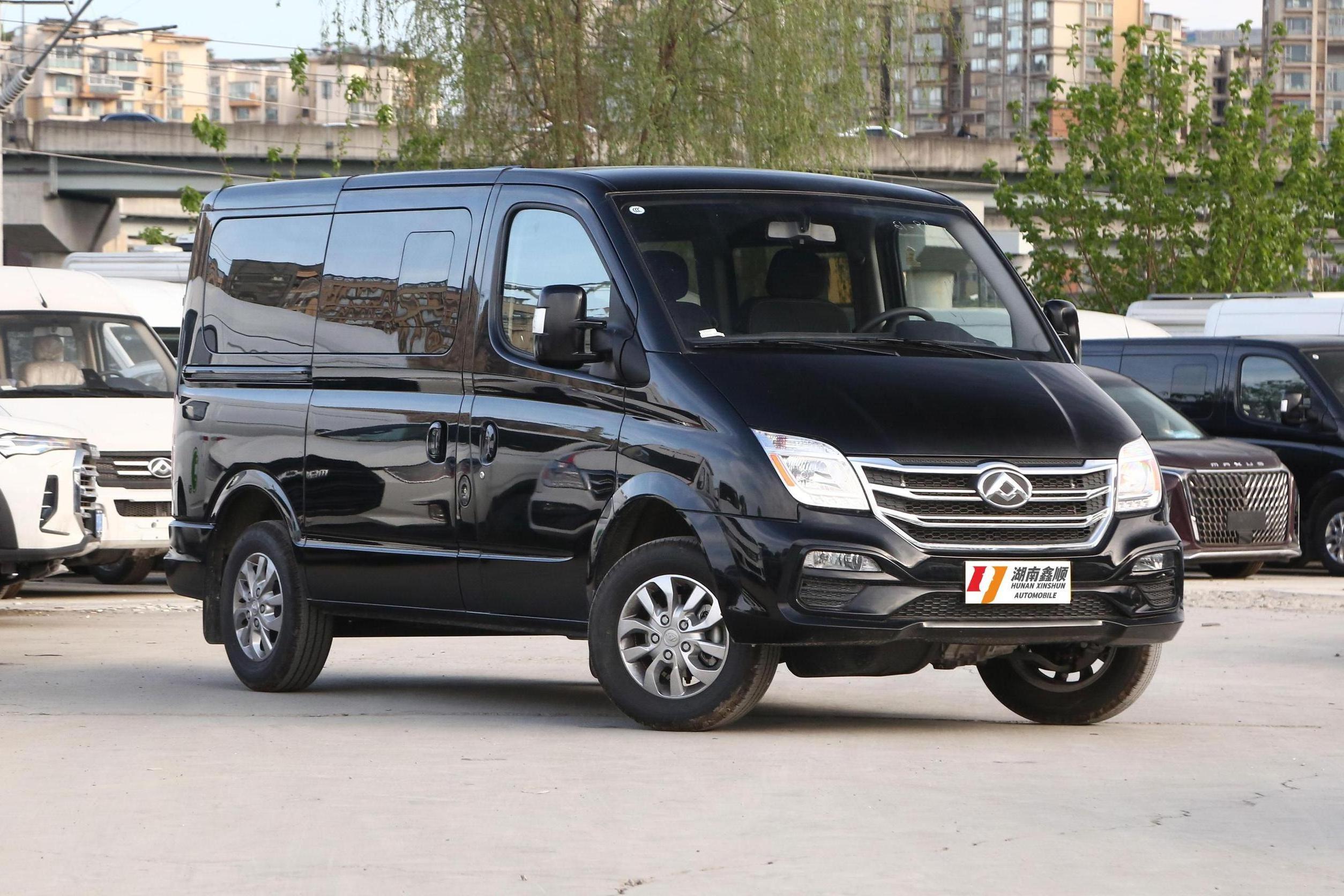 Deposit 2023 Brand New MAXUS V80 6/7/8/9 seats VAN Left Hand Drive Power Vehicles Diesel Car for Passengers