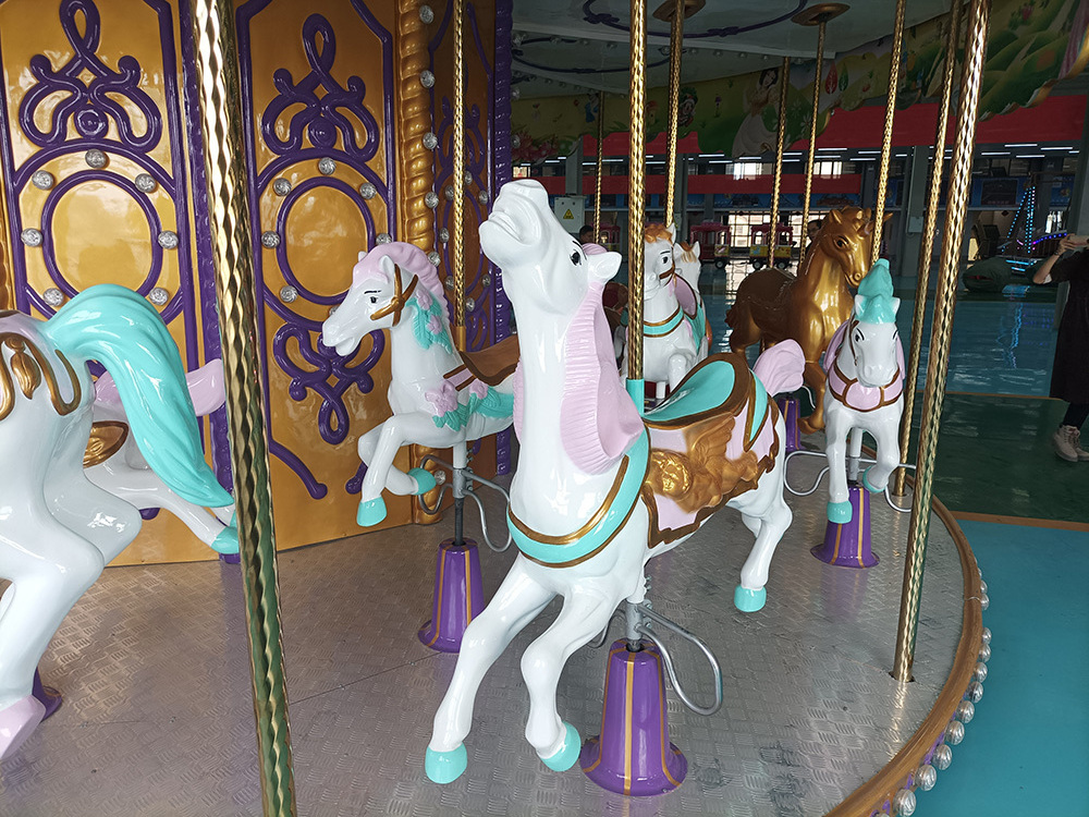 Merry Go Round for Kids China 24 Seats Lovely Horse Kids Rides Carousel horse carousel horse centerpiece for Sale