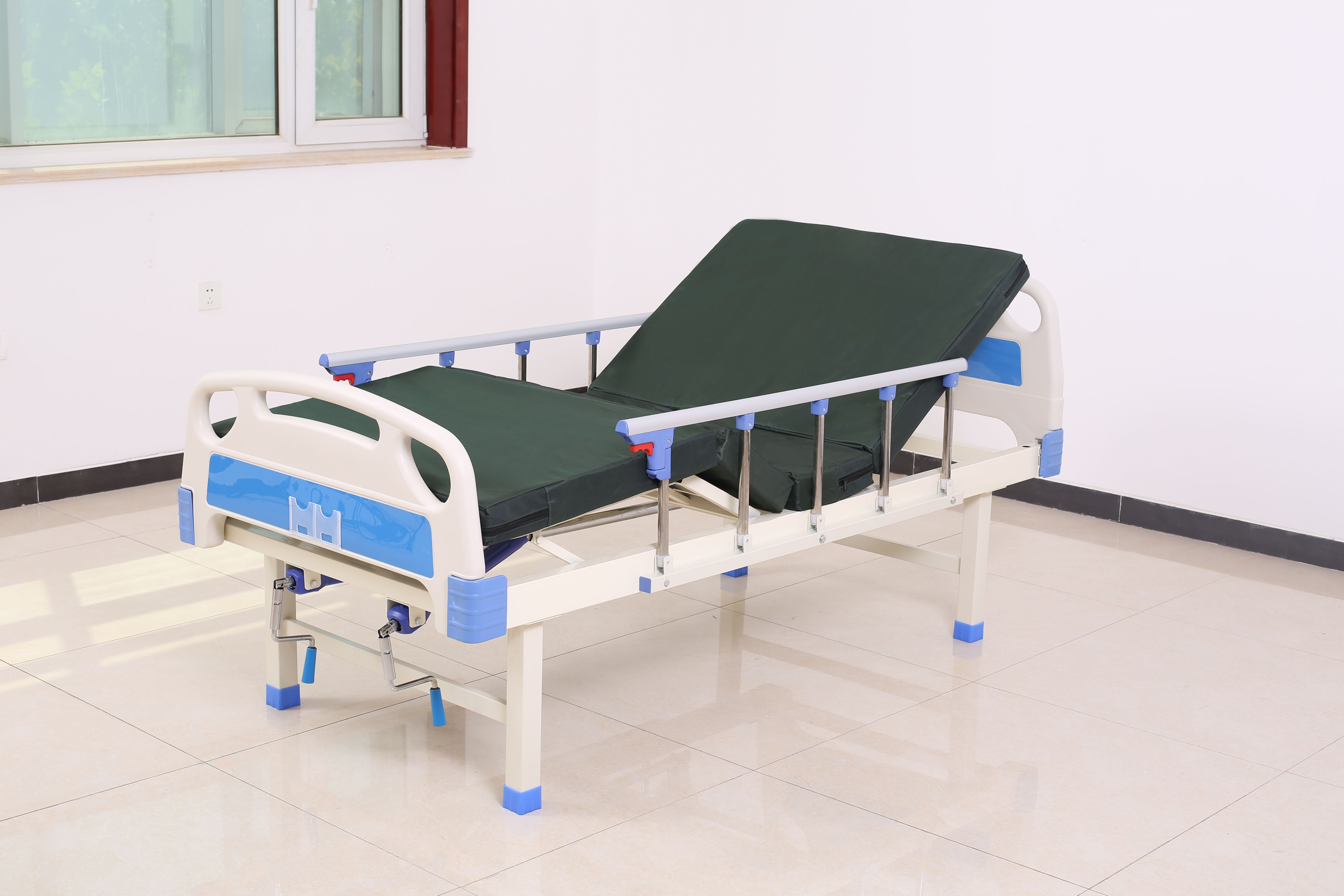 Factory Direct Supply Fast Delivery Manual Single Function Hospital Bed For Hospital and Clinic Medical