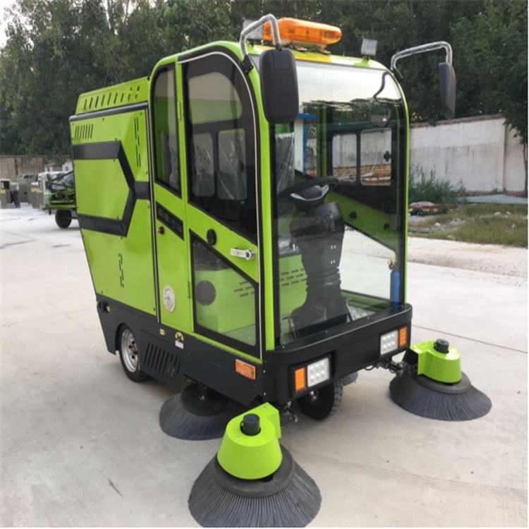 Factory price High Efficiency street Sweeper Truck Car tow road sweeper