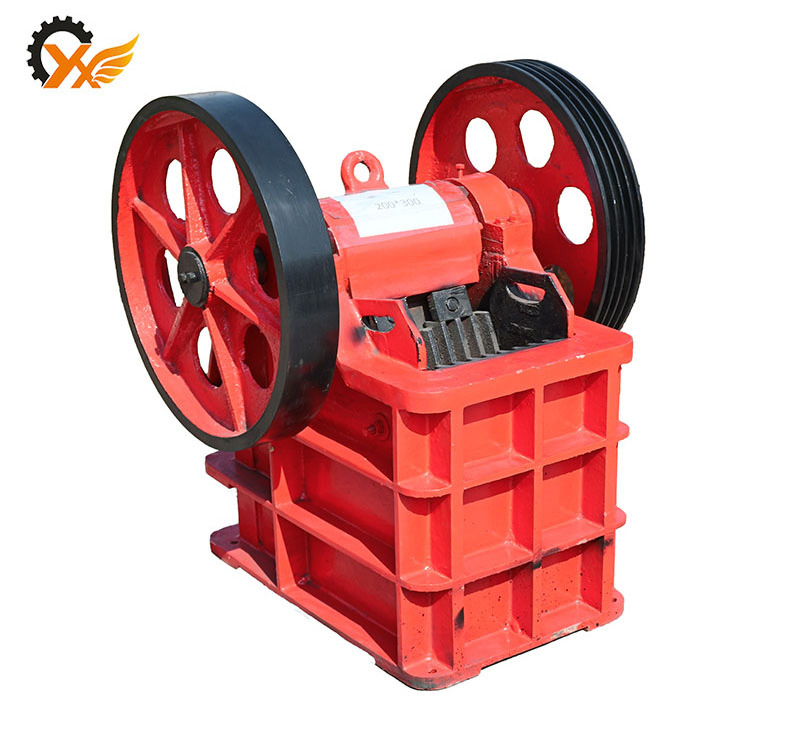 Mobile Portable Small jaw crusher rock stone crushing machine Pe250x400 mini jaw crusher driven by motor with screen