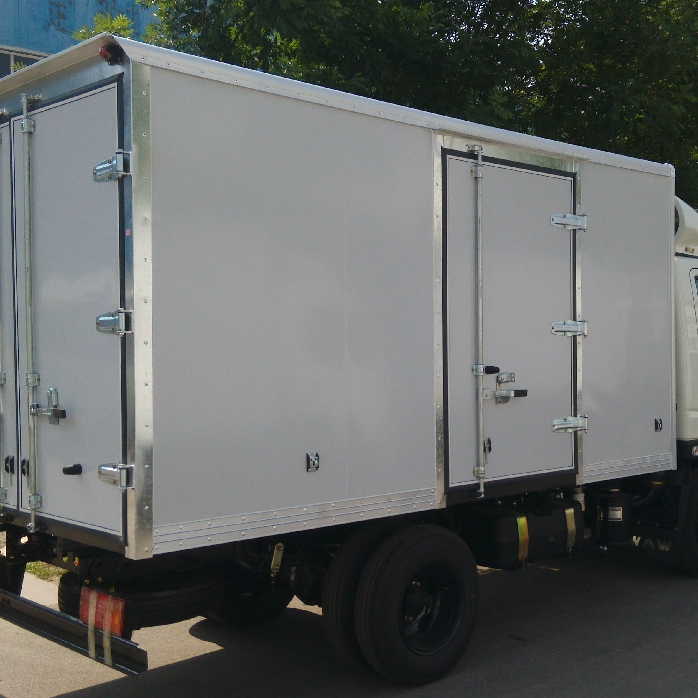 China FRP dry box truck body/insulated truck body sandwich panels for sale