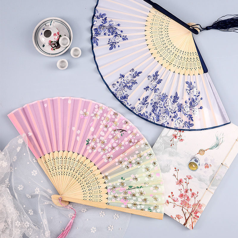 Wholesale Chinese Custom Bamboo Printed Fabric Folding Hand Fan for Favors Gift