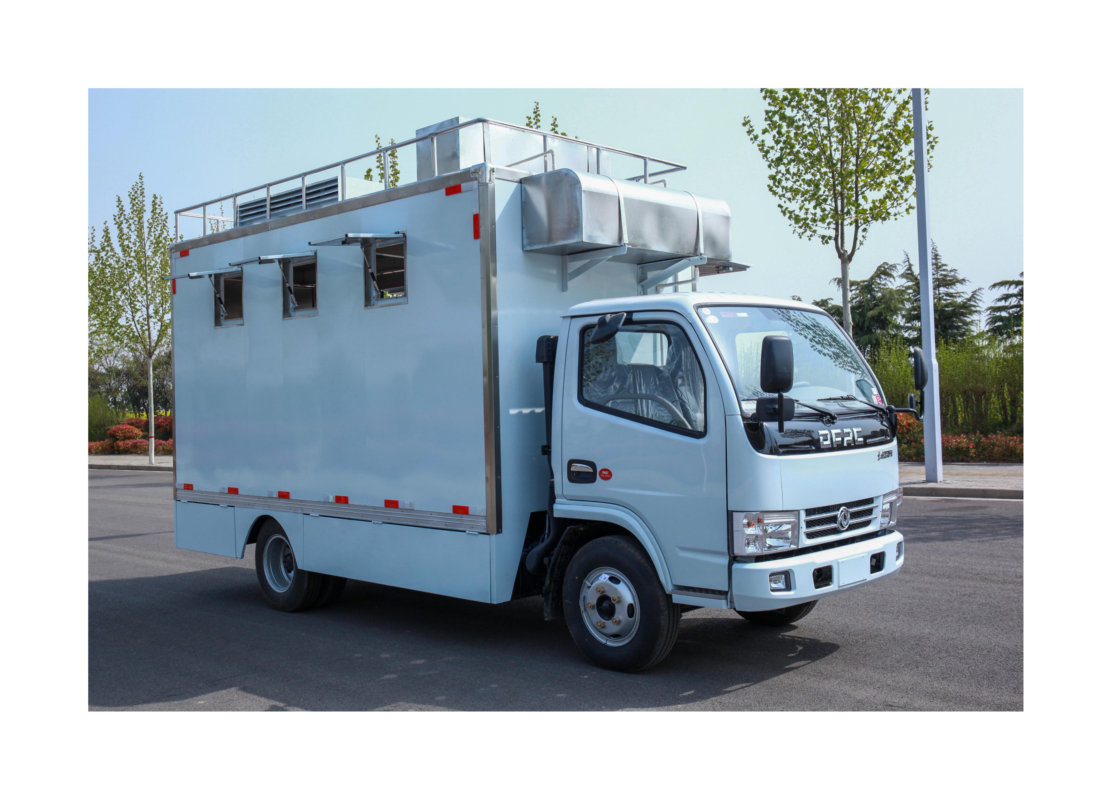 4*2 Dong Feng   Mobile street food truck  coffee van for sale