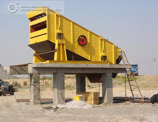 Mining Equipment Vibrating Screen for Gold Sand Rock Crusher Plant