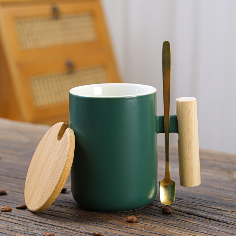 Nordic Porcelain Coffee Ceramic Mug With Wooden Handle Ceramic Mug With Bamboo Lid and Spoon Porcelain M