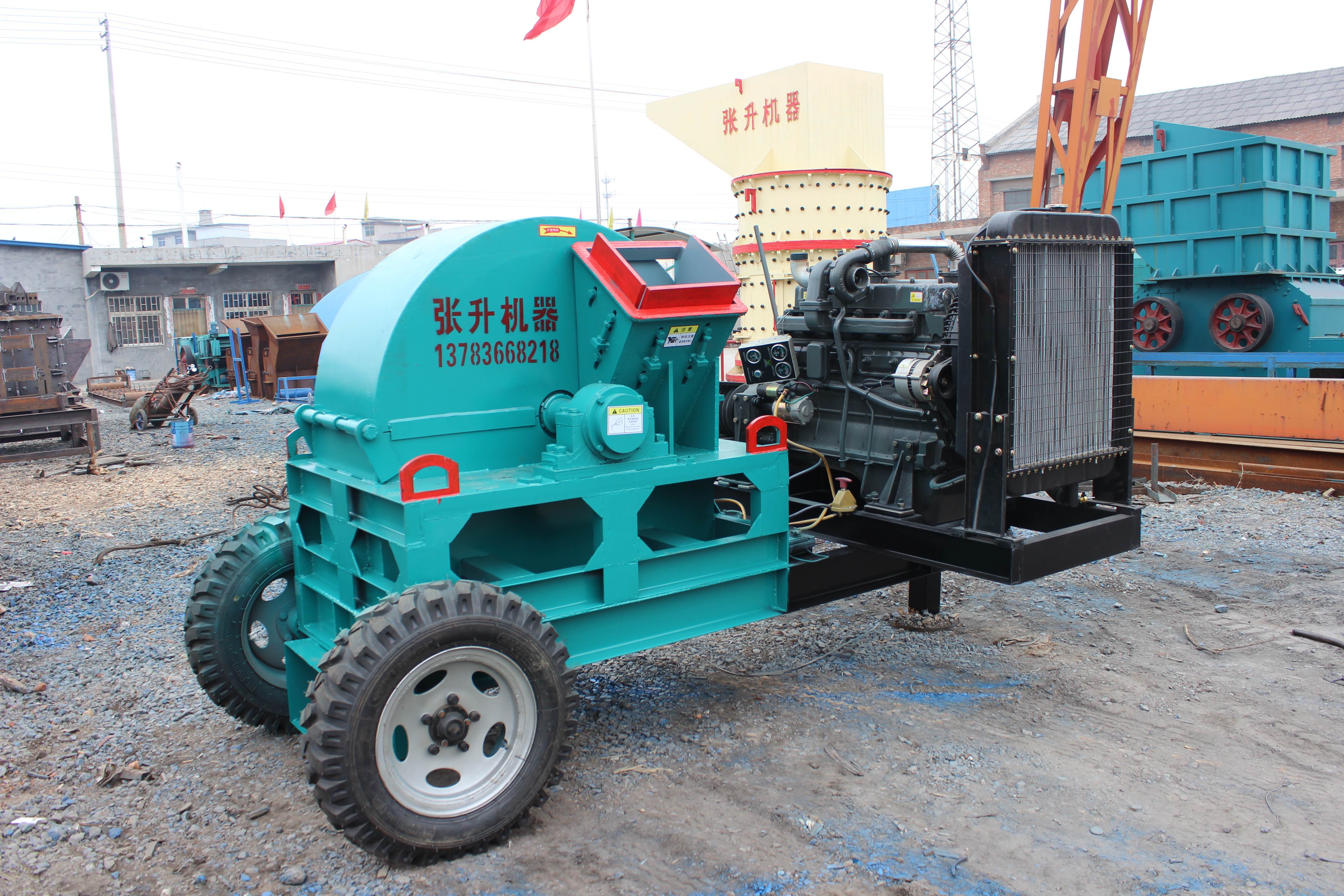 coconut shell grinding agricultural mini diesel wood sawdust crushing machine waste wood crusher machine for biochar pellet