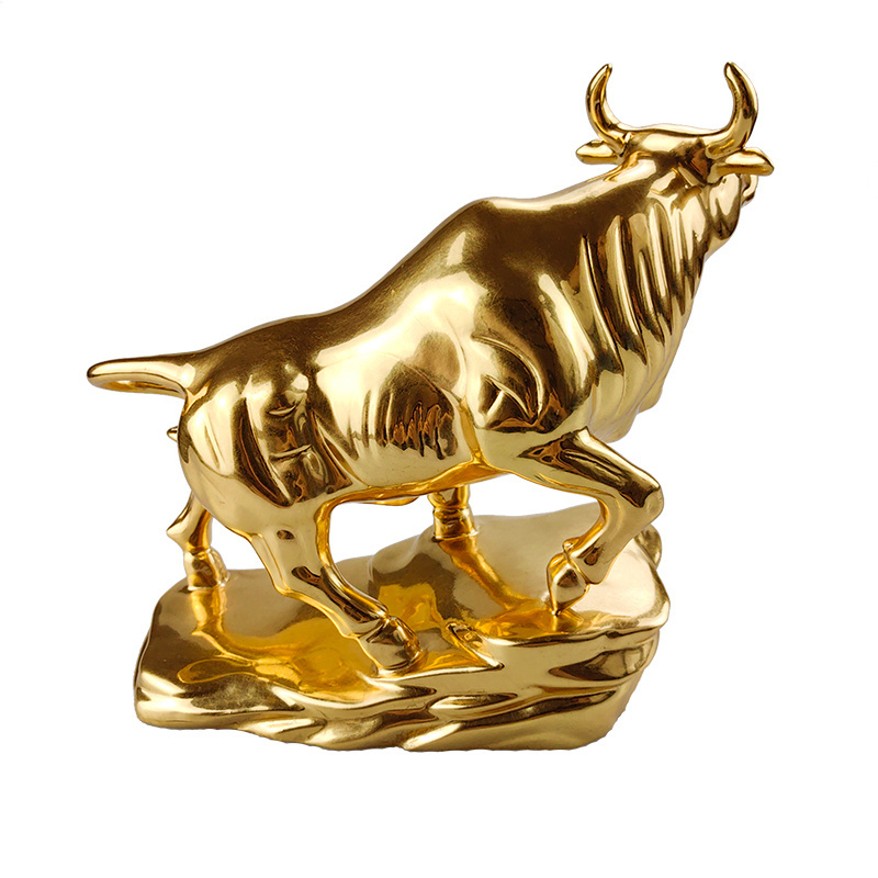 Factory customize copper bull statue products home metal sculpture golden color brass bull ornaments brass sculpture