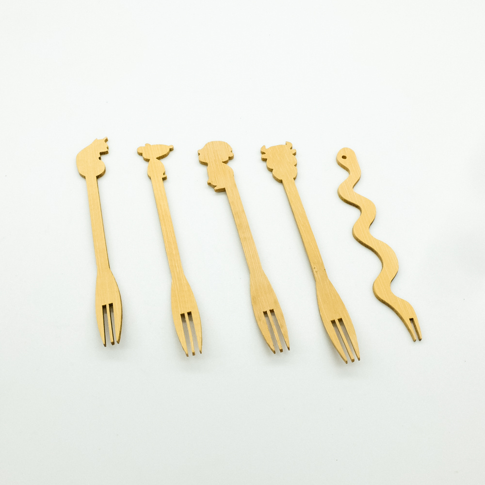 disposable small cute animal wooden disposable mini bamboo cocktail fondue salad dessert cake fruit pick spork spoon fork set