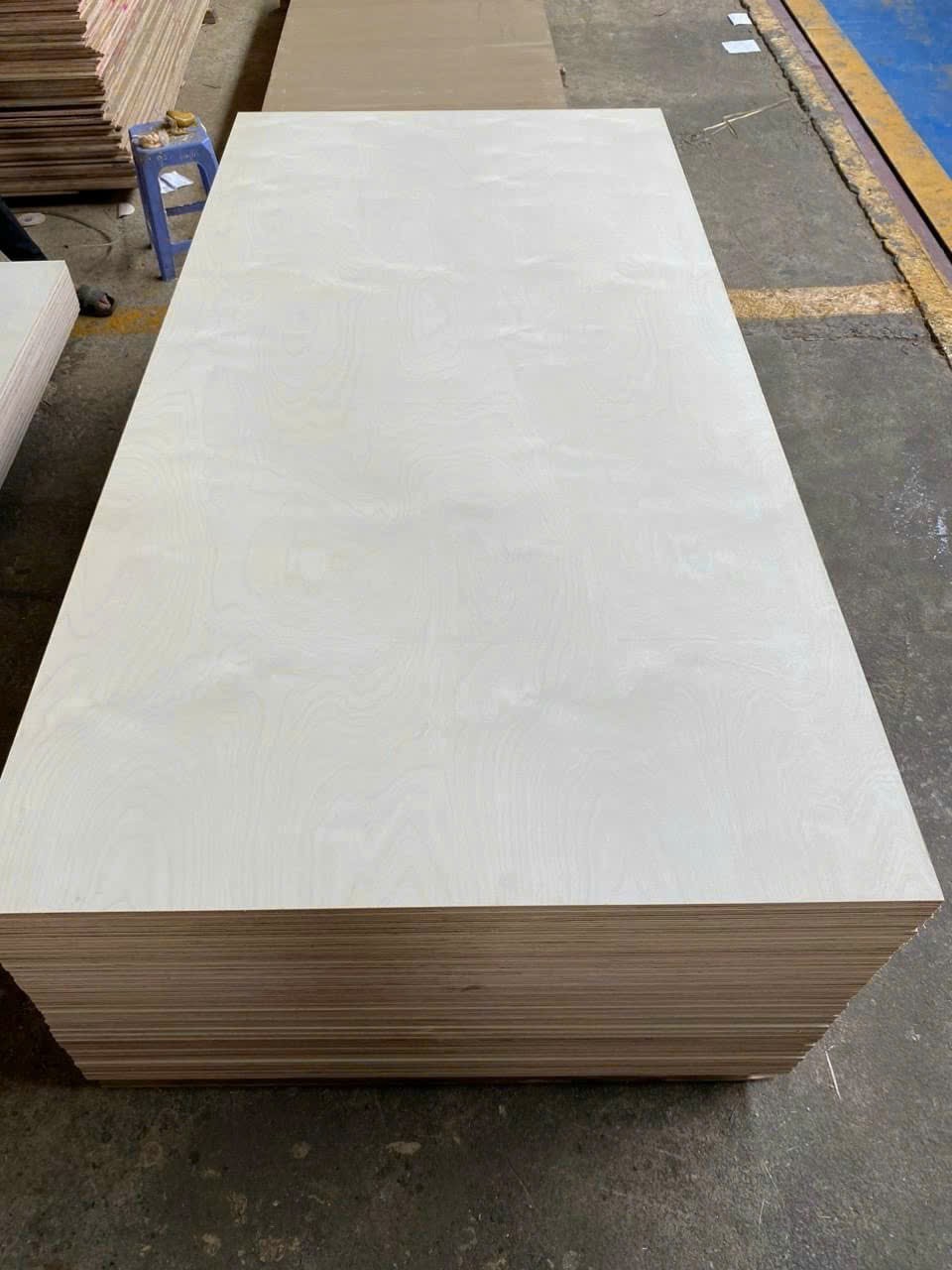 18mm Furniture Plywood Graphic Design FIRST-CLASS Wooden Furniture E1 E2 E0 Rubber Cashew Veneer Boards