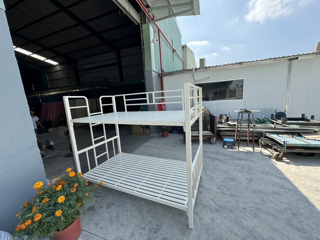 Dormitory Double Metal Frame Beds For Bedroom High Quality Fashion For Teenagers Odm Custom Packing Vietnamese Supplier Factory