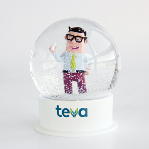 Custom Wholesale of 100mm resin figurines decorative snowballs ornaments Snow globe music box souvenirs