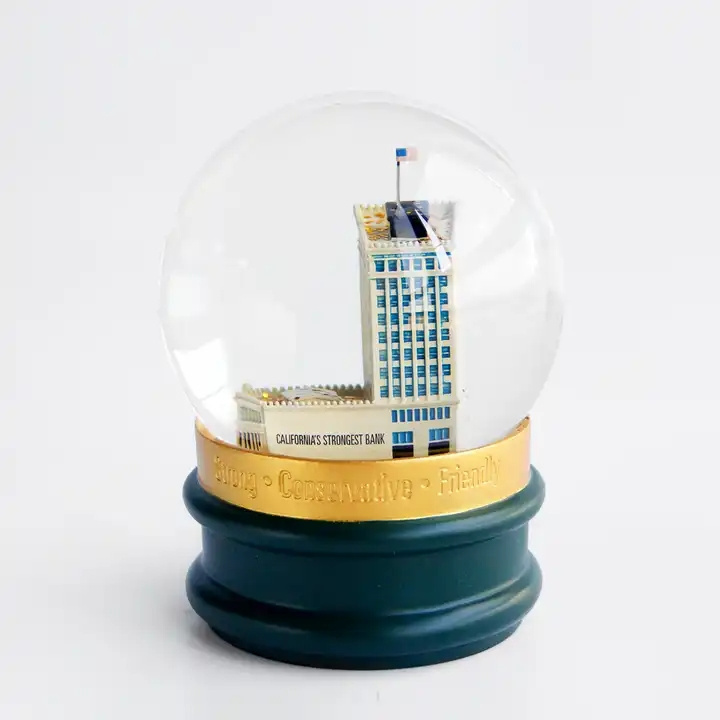 New Design Custom Luxury Polyresin Glass Bank Building Snowball Souvenirs Resin Crafts Empty Snow Globe Custom Snow Globes