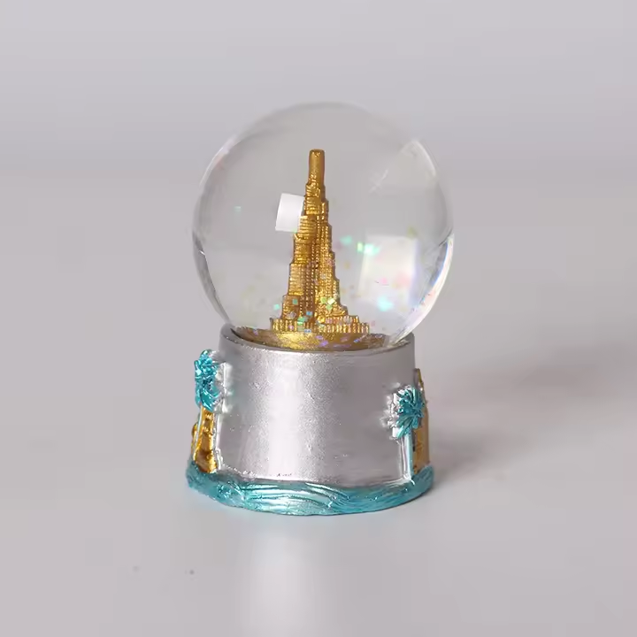 Luxurious Dubai Building Snow Globe Souvenir Gift Custom Snow Globe For Home Decoration