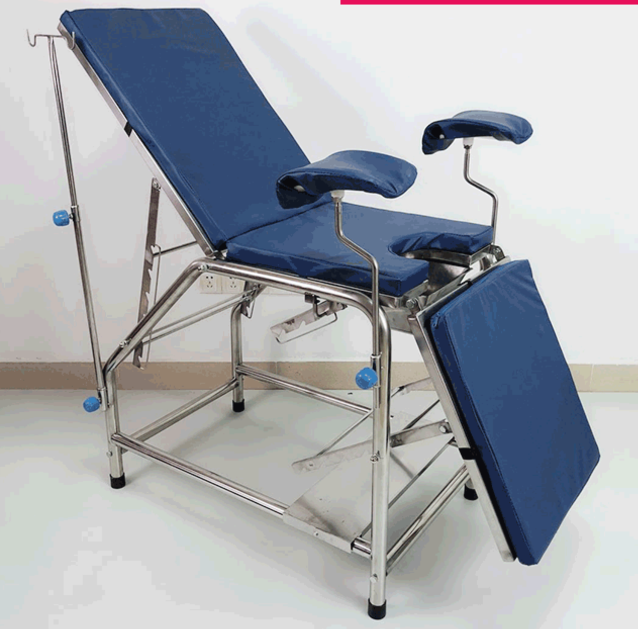 HOCHEY MEDICAL Fast Delivery CE ISO Clinic gynecological examination chair obstetric table with stirrup