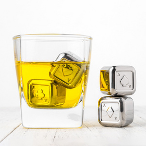 Poker Design Reusable Stainless Steel Chilling Stones Cooling Whisky Rocks Ice Cubes  for Cola Wine Drinks Bar Accessories