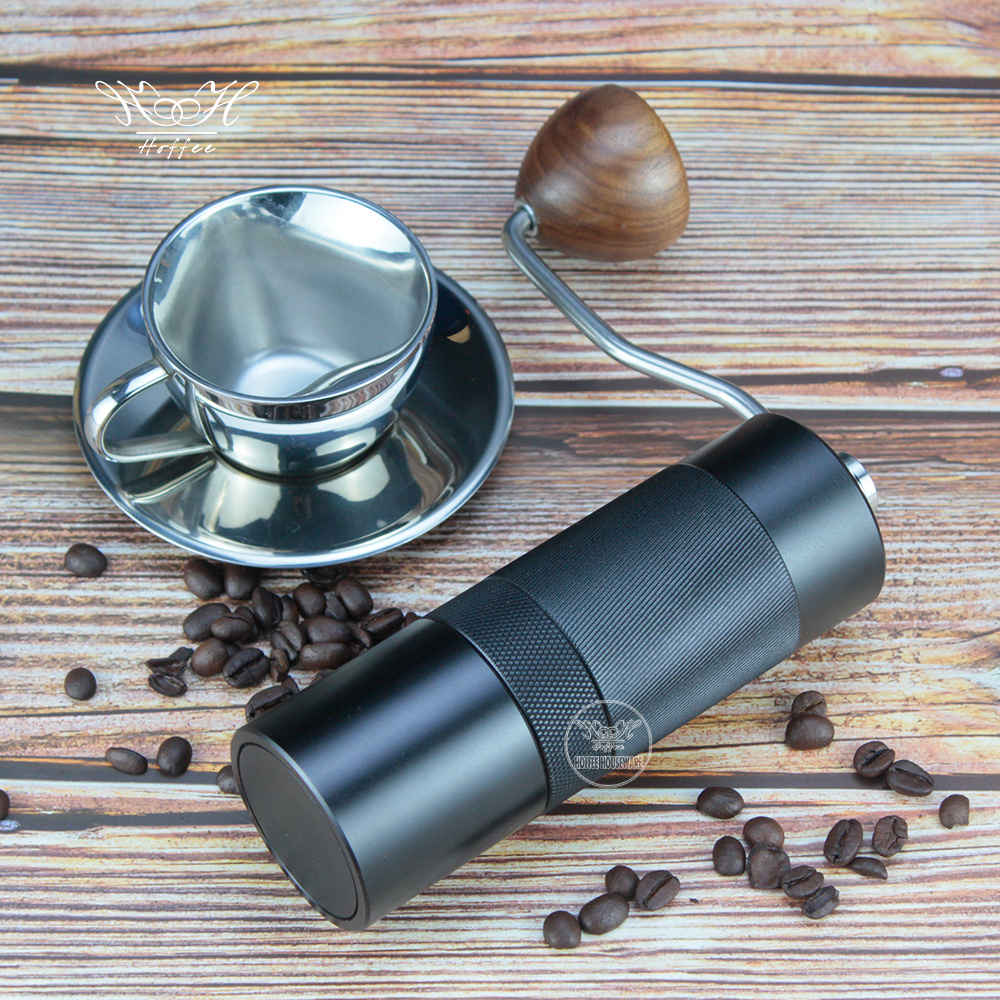 Adjustable Aluminum Manual Coffee Grinder Stainless Steel Core Burr Mini Portable Coffee Bean Grinder With Wooden Hand