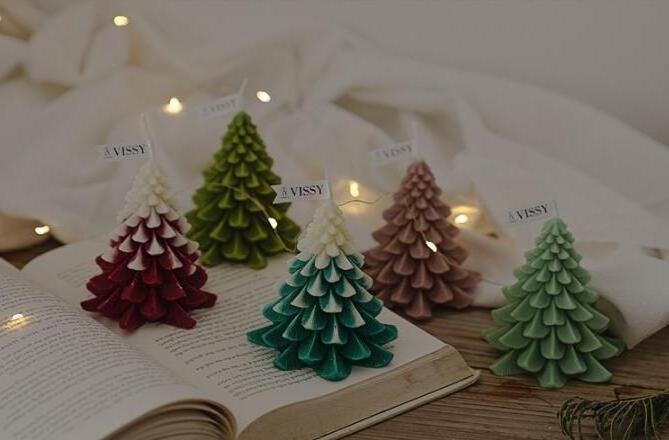 Hot Seller Candle Christmas Tree Shape Christmas Candle Decoration Handmade Candles