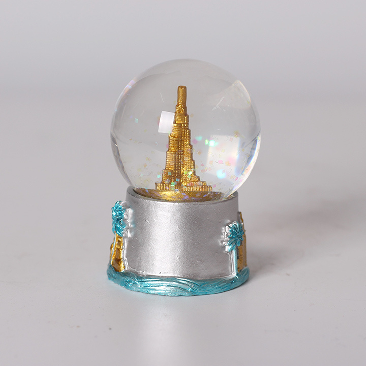 luxurious Dubai building snow globe for tourist souvenir