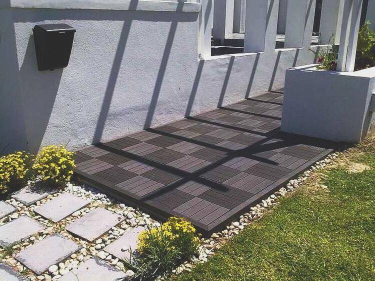 DIY wood plastic composite floor patio garden swimming pool balcony piso walkway roof tiles WPC board interlocking deck tiles